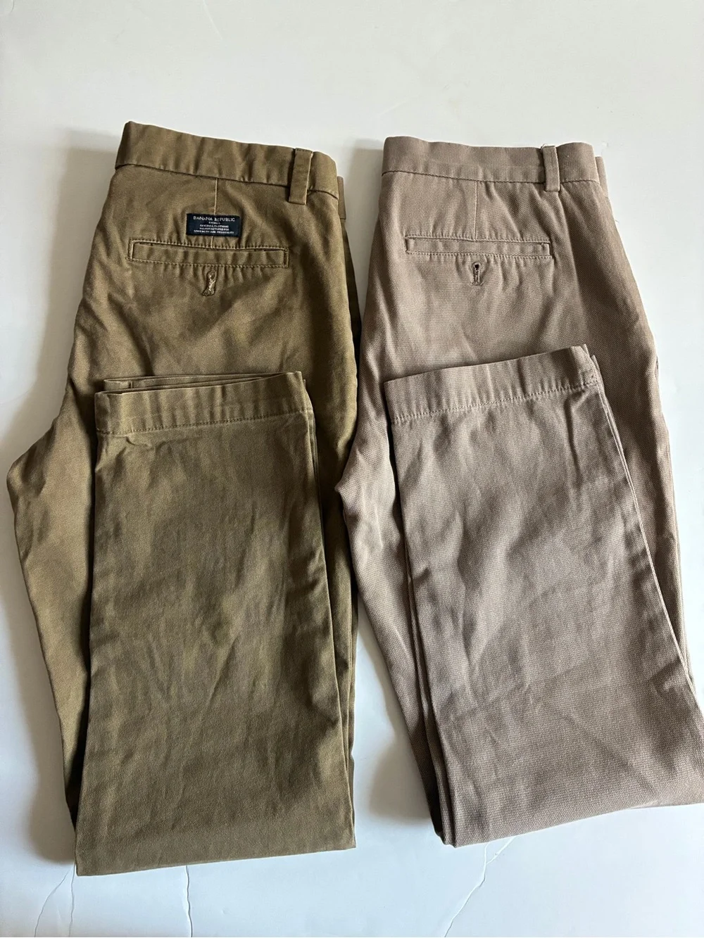 2 Banana Republic Men's Chinos in dark khaki and Light Khaki